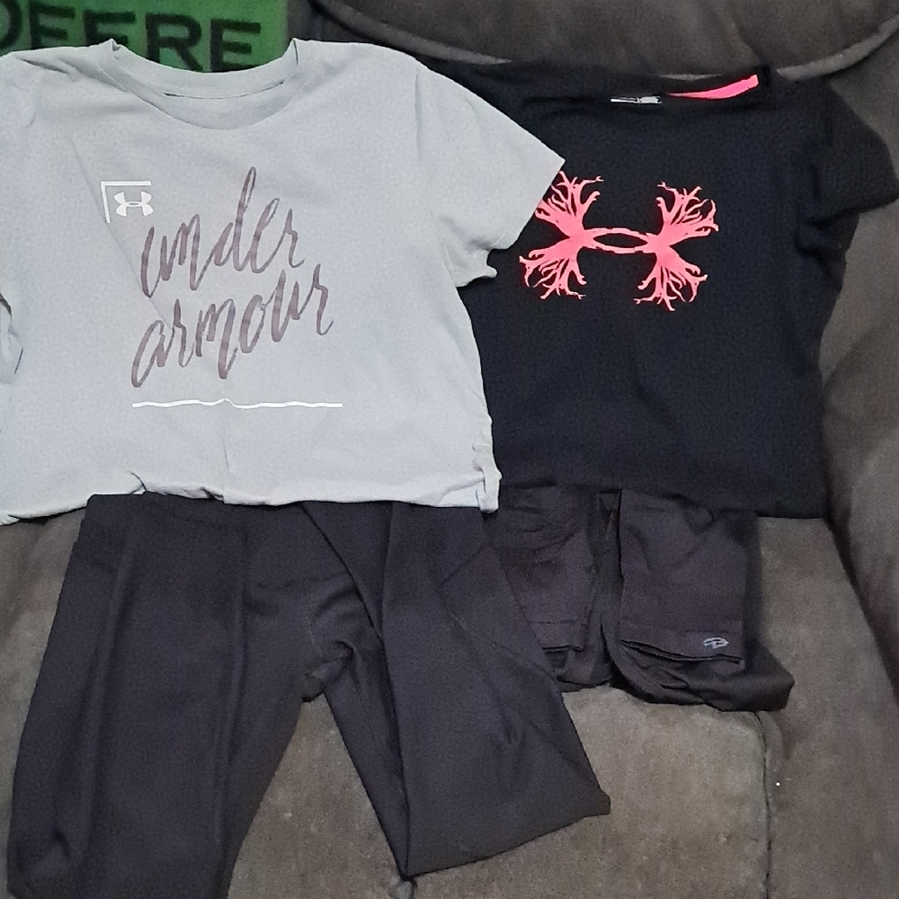 Under Armour Gray and Black Tee Set with Shorts
